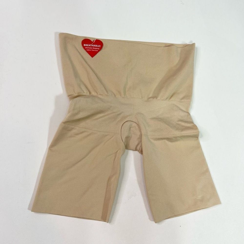Spanx Assets Shaper Shorts Womens Medium Remarkable Results Hight Waist Tan